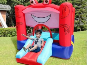 Mobilität und Flexibilität: Können wir aufblasbare Burgen bewegen?